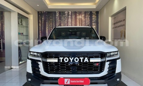 Nunua Ilio tumika Toyota Land Cruiser Nyeupe Gari ndani ya Lusaka nchini Zambia Nunua Ilio tumika Toyota Land Cruiser Nyeupe Gari ndani ya Lusaka nchini Zambia