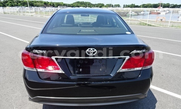 Tenga Tsaru Toyota Crown Nhema Mota in Lusaka in Zambia Tenga Tsaru Toyota Crown Nhema Mota in Lusaka in Zambia