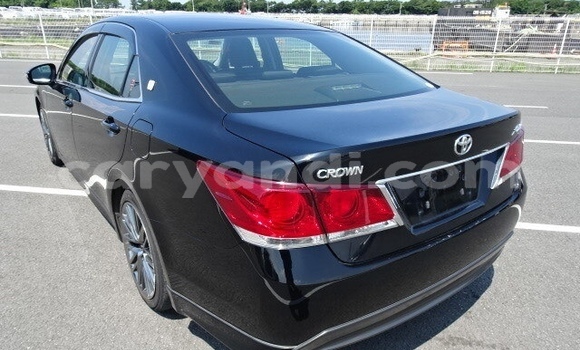 Tenga Tsaru Toyota Crown Nhema Mota in Lusaka in Zambia Tenga Tsaru Toyota Crown Nhema Mota in Lusaka in Zambia