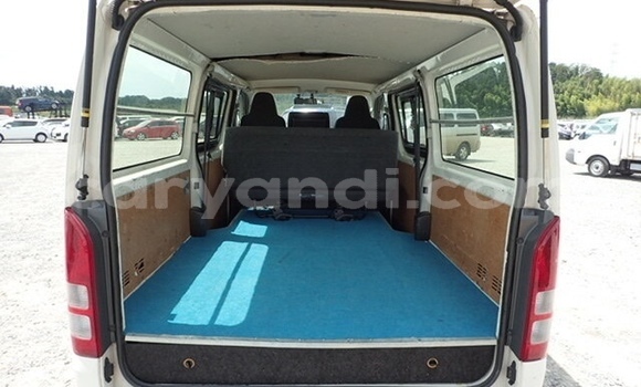 Buy Used Toyota Hiace White Car in Lusaka in Zambia Buy Used Toyota Hiace White Car in Lusaka in Zambia