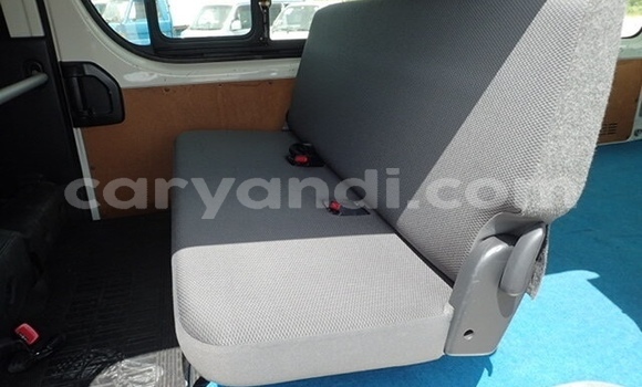 Buy Used Toyota Hiace White Car in Lusaka in Zambia Buy Used Toyota Hiace White Car in Lusaka in Zambia