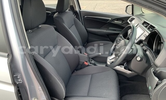 Acheter Occasion Voiture Honda FIT Gris à Lusaka, Zambie Acheter Occasion Voiture Honda FIT Gris à Lusaka, Zambie