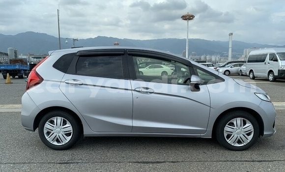 Acheter Occasion Voiture Honda FIT Gris à Lusaka, Zambie Acheter Occasion Voiture Honda FIT Gris à Lusaka, Zambie