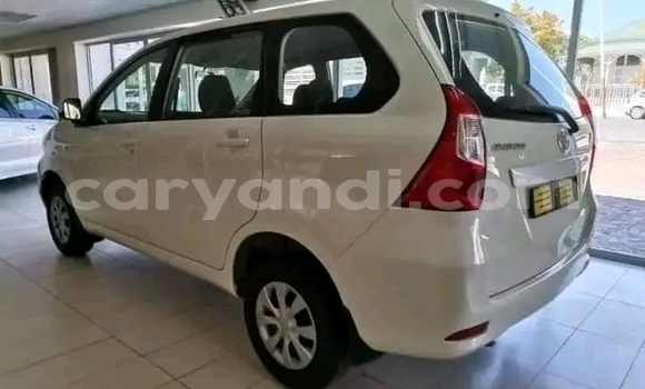 Buy Used Toyota Avanza White Car in Lusaka in Zambia