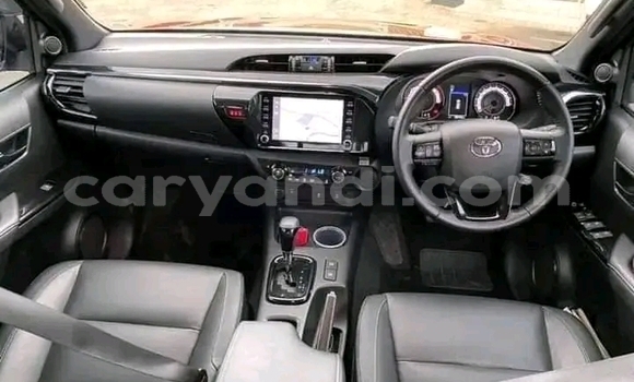 Tenga Tsaru Toyota Hilux Tsvuku Mota in Lusaka in Zambia Tenga Tsaru Toyota Hilux Tsvuku Mota in Lusaka in Zambia