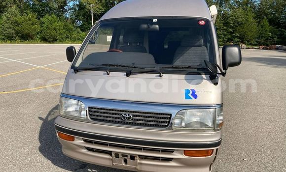 Tenga Tsaru Toyota Hiace Sirivha Mota in Lusaka in Zambia Tenga Tsaru Toyota Hiace Sirivha Mota in Lusaka in Zambia