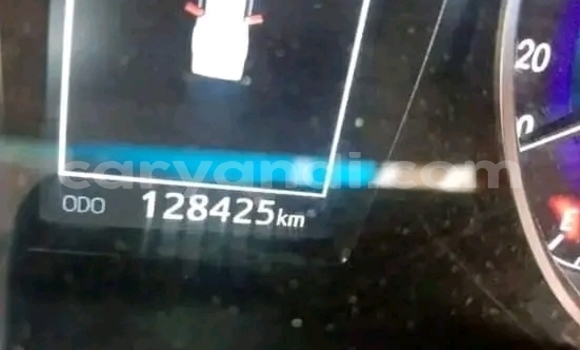 Acheter Occasion Voiture Toyota Hilux Rouge à Lusaka, Zambie Acheter Occasion Voiture Toyota Hilux Rouge à Lusaka, Zambie