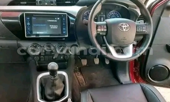 Acheter Occasion Voiture Toyota Hilux Rouge à Lusaka, Zambie Acheter Occasion Voiture Toyota Hilux Rouge à Lusaka, Zambie