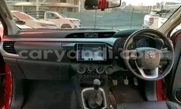 Acheter Occasion Voiture Toyota Hilux Rouge à Lusaka, Zambie Acheter Occasion Voiture Toyota Hilux Rouge à Lusaka, Zambie