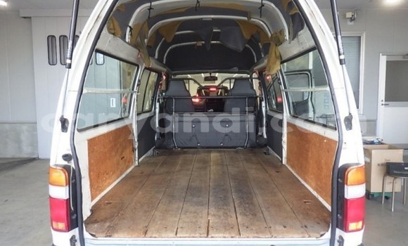 Tenga Tsaru Toyota Hiace Chena Mota in Lusaka in Zambia Tenga Tsaru Toyota Hiace Chena Mota in Lusaka in Zambia