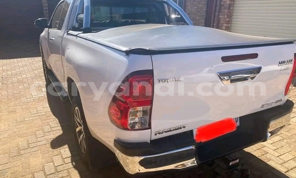 Acheter Occasion Voiture Toyota Hilux Blanc à Lusaka, Zambie Acheter Occasion Voiture Toyota Hilux Blanc à Lusaka, Zambie