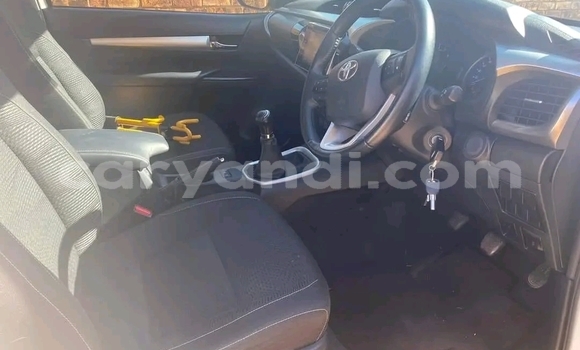 Buy Used Toyota Hilux White Car in Lusaka in Zambia Buy Used Toyota Hilux White Car in Lusaka in Zambia