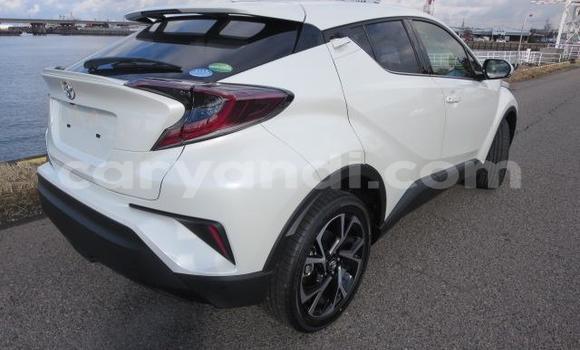 Buy Used Toyota C-HR White Car in Chilanga in Lusaka Buy Used Toyota C-HR White Car in Chilanga in Lusaka