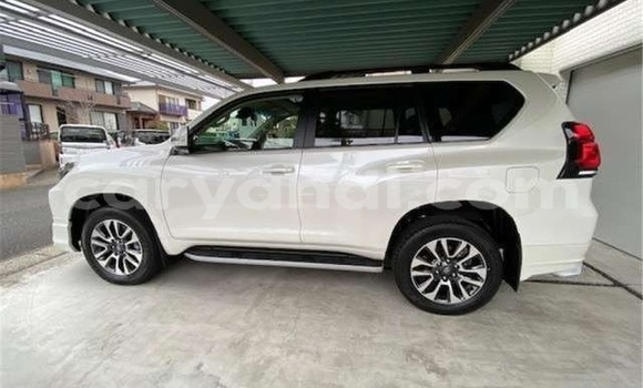 Buy Used Toyota Land Cruiser Prado White Car in Lusaka in Zambia Buy Used Toyota Land Cruiser Prado White Car in Lusaka in Zambia