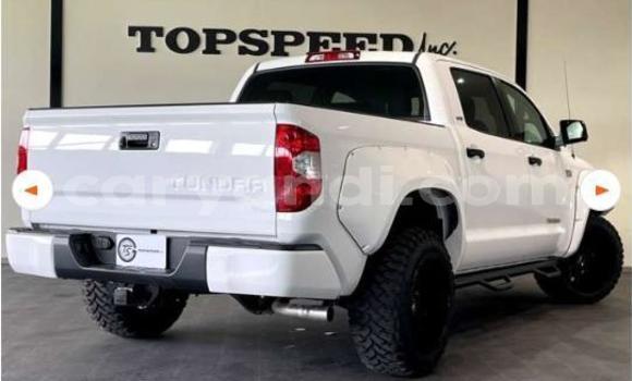 Buy Used Toyota Tundra White Car in Lusaka in Zambia Buy Used Toyota Tundra White Car in Lusaka in Zambia