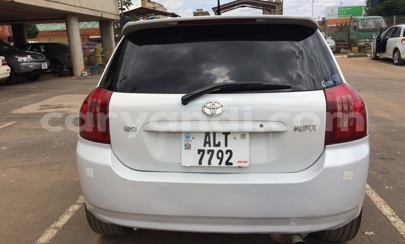 Acheter Occasion Voiture Toyota Runx Blanc à Lusaka, Zambie Acheter Occasion Voiture Toyota Runx Blanc à Lusaka, Zambie