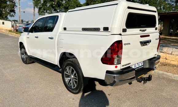 Buy Used Toyota Hilux White Car in Lusaka in Zambia Buy Used Toyota Hilux White Car in Lusaka in Zambia