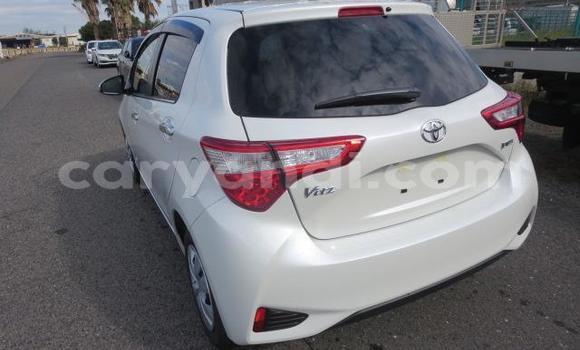 Acheter Occasion Voiture Toyota Vitz Blanc à Chilanga, Lusaka Acheter Occasion Voiture Toyota Vitz Blanc à Chilanga, Lusaka