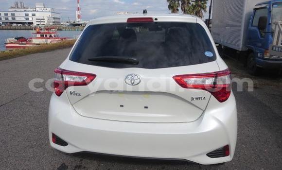 Acheter Occasion Voiture Toyota Vitz Blanc à Chilanga, Lusaka Acheter Occasion Voiture Toyota Vitz Blanc à Chilanga, Lusaka