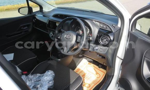 Acheter Occasion Voiture Toyota Vitz Blanc à Chilanga, Lusaka Acheter Occasion Voiture Toyota Vitz Blanc à Chilanga, Lusaka