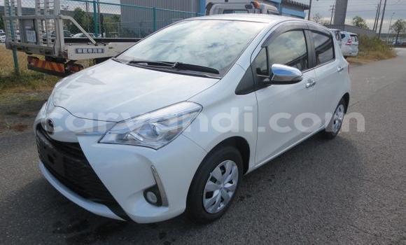 Acheter Occasion Voiture Toyota Vitz Blanc à Chilanga, Lusaka Acheter Occasion Voiture Toyota Vitz Blanc à Chilanga, Lusaka