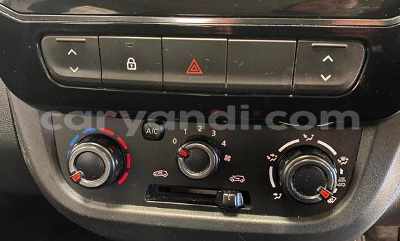 Buy Used Renault KWID Silver Car in Chipata in Zambia Buy Used Renault KWID Silver Car in Chipata in Zambia