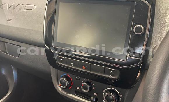 Buy Used Renault KWID Silver Car in Chipata in Zambia Buy Used Renault KWID Silver Car in Chipata in Zambia