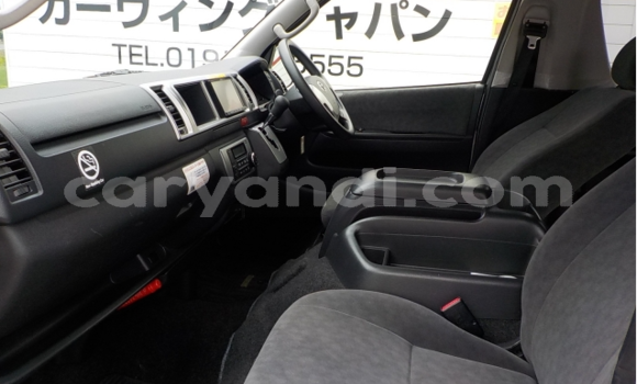 Buy Used Toyota Hiace Silver Car in Lusaka in Zambia Buy Used Toyota Hiace Silver Car in Lusaka in Zambia