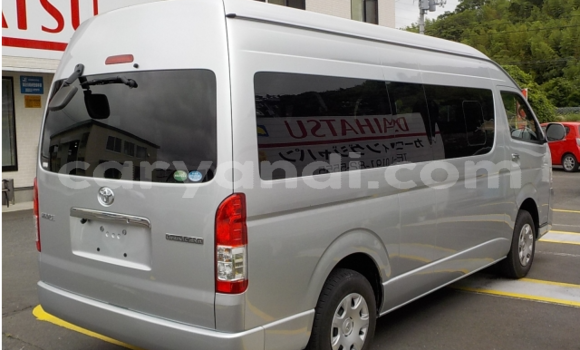 Buy Used Toyota Hiace Silver Car in Lusaka in Zambia Buy Used Toyota Hiace Silver Car in Lusaka in Zambia