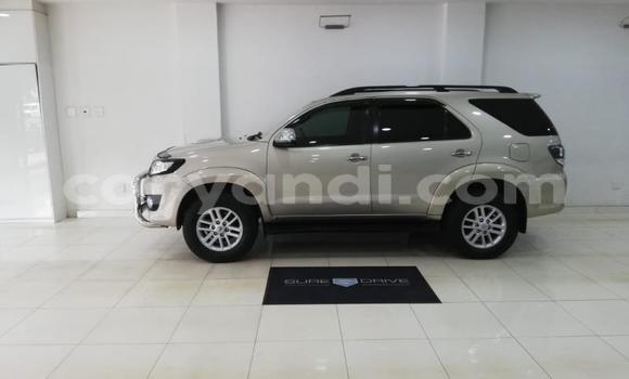 Buy Used Toyota Fortuner Silver Car in Chilanga in Lusaka Buy Used Toyota Fortuner Silver Car in Chilanga in Lusaka