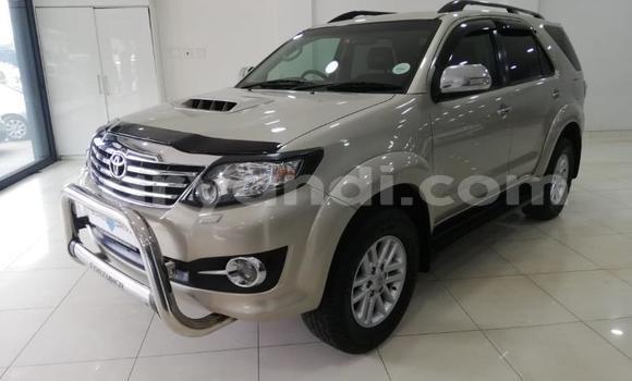 Buy Used Toyota Fortuner Silver Car in Chilanga in Lusaka Buy Used Toyota Fortuner Silver Car in Chilanga in Lusaka