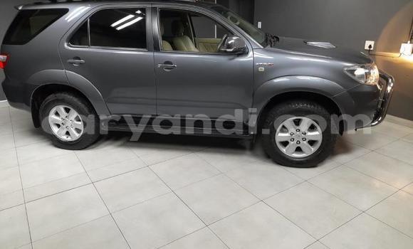 Tenga Tsaru Toyota Fortuner Sirivha Mota in Chilanga in Lusaka Tenga Tsaru Toyota Fortuner Sirivha Mota in Chilanga in Lusaka