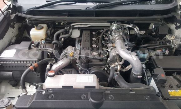 Buy Used Toyota Land Cruiser Prado White Car in Lusaka in Zambia Buy Used Toyota Land Cruiser Prado White Car in Lusaka in Zambia