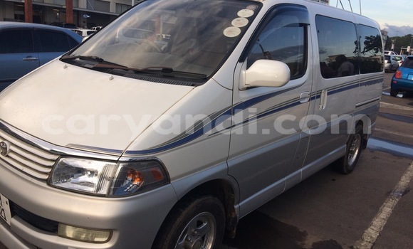 Acheter Occasion Voiture Toyota Regius Autre à Lusaka, Zambie Acheter Occasion Voiture Toyota Regius Autre à Lusaka, Zambie