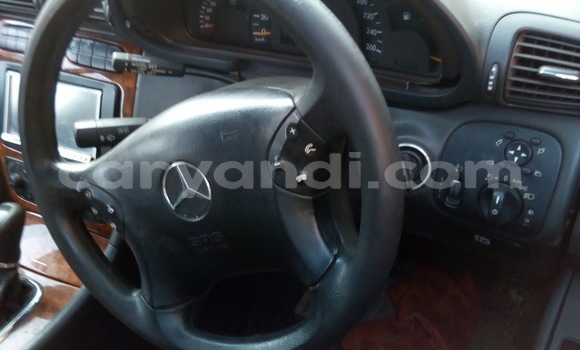 Tenga Tsaru Mercedes‒Benz C–Class Sirivha Mota in Lusaka in Zambia Tenga Tsaru Mercedes‒Benz C–Class Sirivha Mota in Lusaka in Zambia