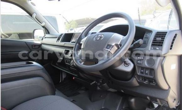 Tenga Tsaru Toyota Hiace Chena Mota in Lusaka in Zambia Tenga Tsaru Toyota Hiace Chena Mota in Lusaka in Zambia