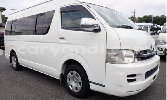 Buy Used Toyota Hiace White Car in Kitwe in Zambia