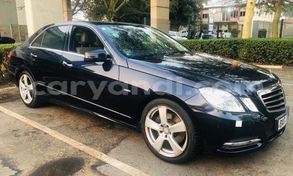 Buy Used Mercedes-Benz E200 Blue Car in Lusaka in Zambia Buy Used Mercedes-Benz E200 Blue Car in Lusaka in Zambia