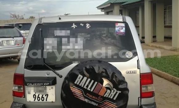Acheter Occasion Voiture Mitsubishi Pajero Gris à Lusaka, Zambie Acheter Occasion Voiture Mitsubishi Pajero Gris à Lusaka, Zambie