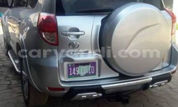 Acheter Occasion Voiture Toyota RAV4 Gris à Lusaka, Zambie Acheter Occasion Voiture Toyota RAV4 Gris à Lusaka, Zambie