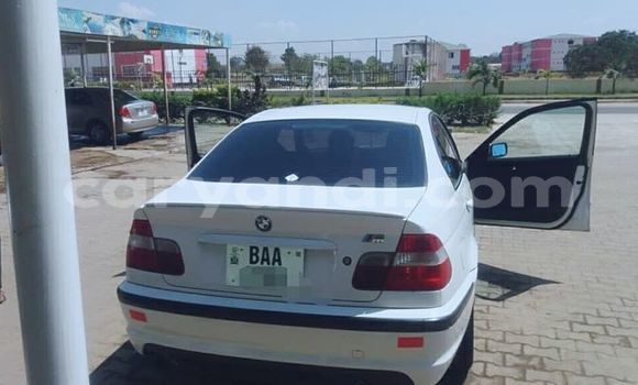 Acheter Occasion Voiture BMW 3–Series Blanc à Lusaka, Zambie Acheter Occasion Voiture BMW 3–Series Blanc à Lusaka, Zambie