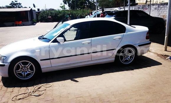 Acheter Occasion Voiture BMW 3–Series Blanc à Lusaka, Zambie Acheter Occasion Voiture BMW 3–Series Blanc à Lusaka, Zambie