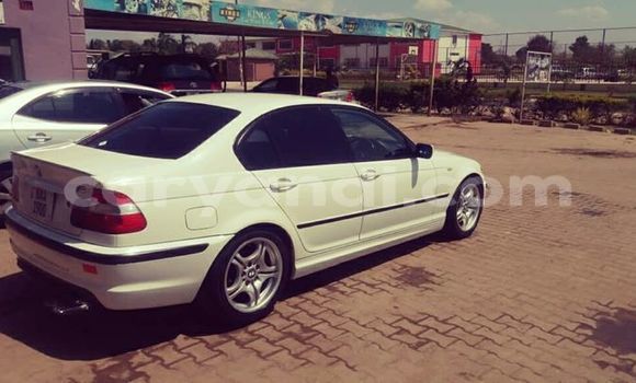 Acheter Occasion Voiture BMW 3–Series Blanc à Lusaka, Zambie Acheter Occasion Voiture BMW 3–Series Blanc à Lusaka, Zambie