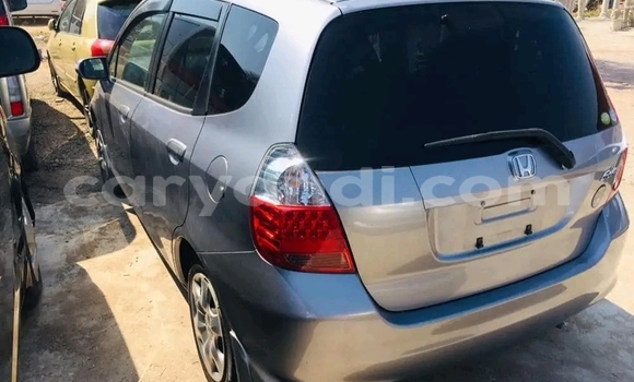 Acheter Occasion Voiture Honda FIT Gris à Chilanga, Lusaka Acheter Occasion Voiture Honda FIT Gris à Chilanga, Lusaka