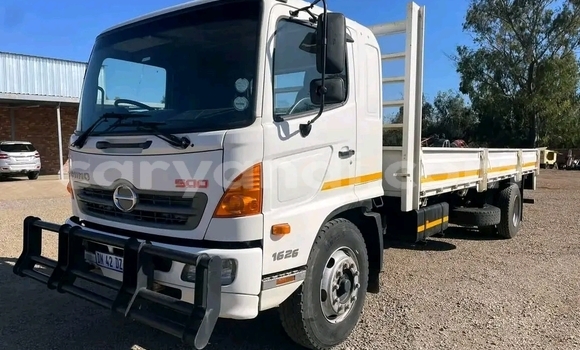 Tenga Tsaru Mitsubishi Canter Chena Rori in Chilanga in Lusaka Tenga Tsaru Mitsubishi Canter Chena Rori in Chilanga in Lusaka