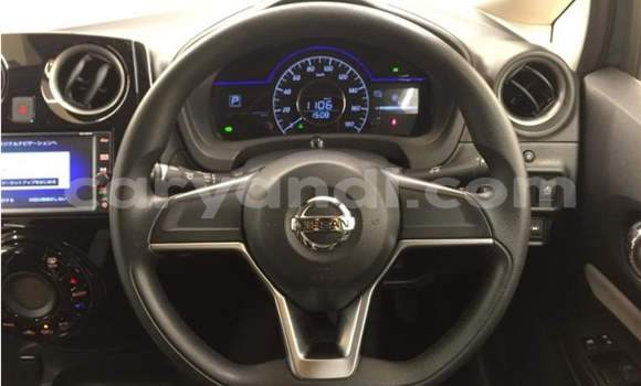 Acheter Occasion Voiture Nissan Note Gris à Chilanga, Lusaka Acheter Occasion Voiture Nissan Note Gris à Chilanga, Lusaka