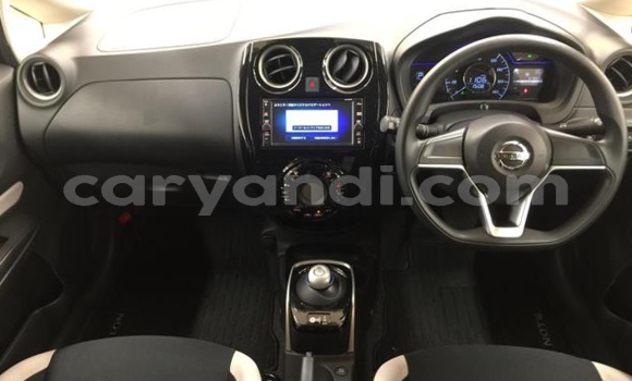 Acheter Occasion Voiture Nissan Note Gris à Chilanga, Lusaka Acheter Occasion Voiture Nissan Note Gris à Chilanga, Lusaka