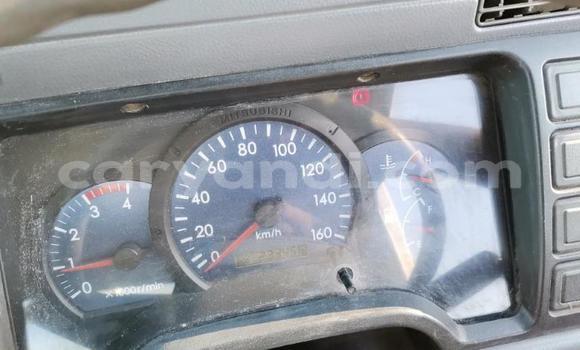 Tenga Tsaru Mitsubishi Fuso Chena Rori in Chilanga in Lusaka Tenga Tsaru Mitsubishi Fuso Chena Rori in Chilanga in Lusaka