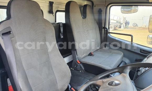 Nunua Ilio tumika Mitsubishi Fuso Nyeupe Lori ndani ya Chilanga nchini Lusaka Nunua Ilio tumika Mitsubishi Fuso Nyeupe Lori ndani ya Chilanga nchini Lusaka