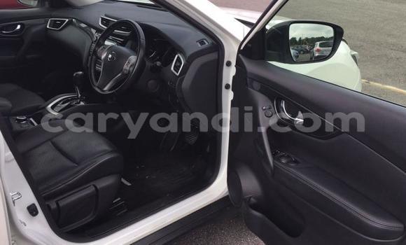Buy Used Nissan X–Trail White Car in Lusaka in Zambia Buy Used Nissan X–Trail White Car in Lusaka in Zambia